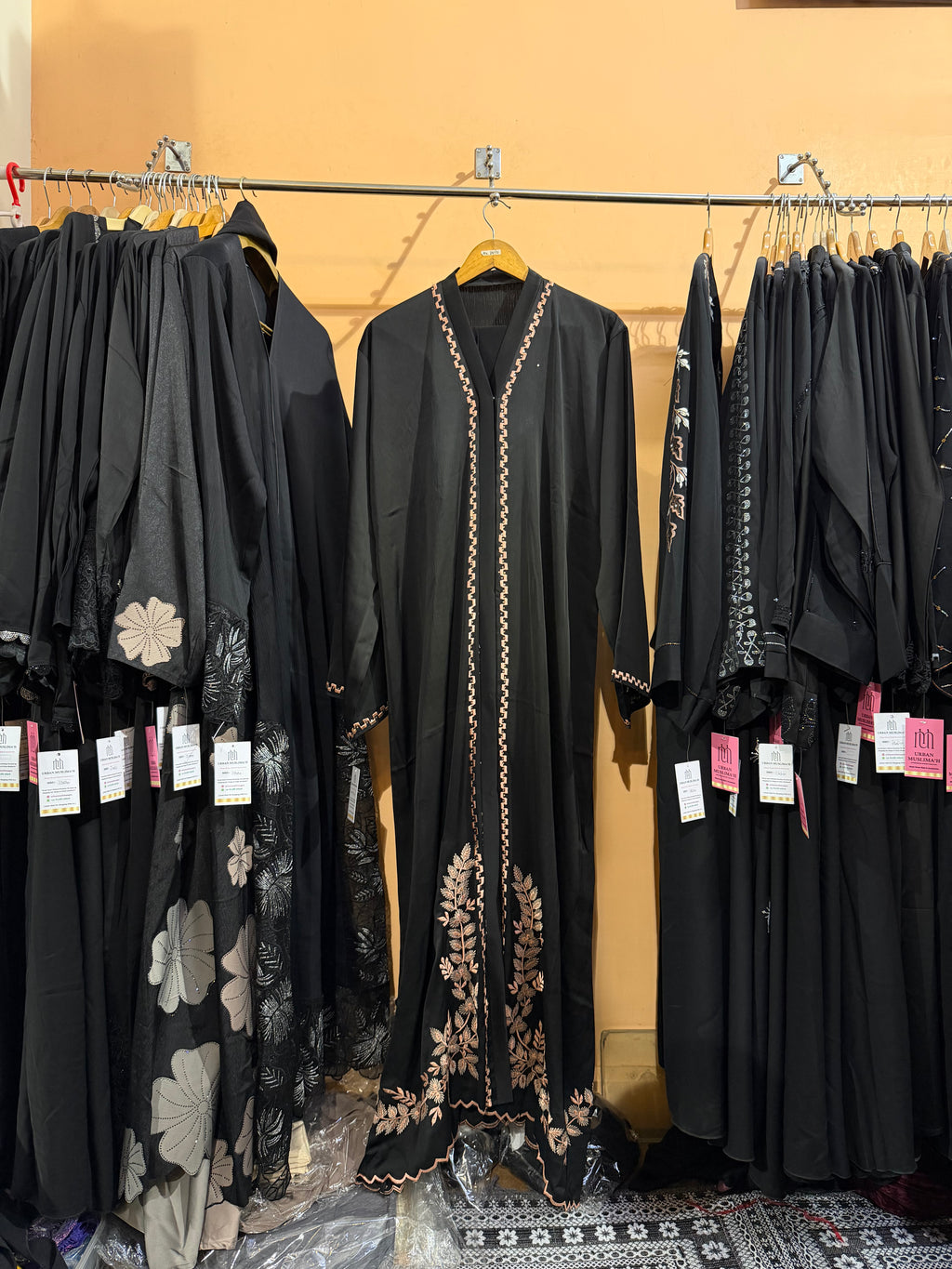 Embroider Dubai Abaya Z Black