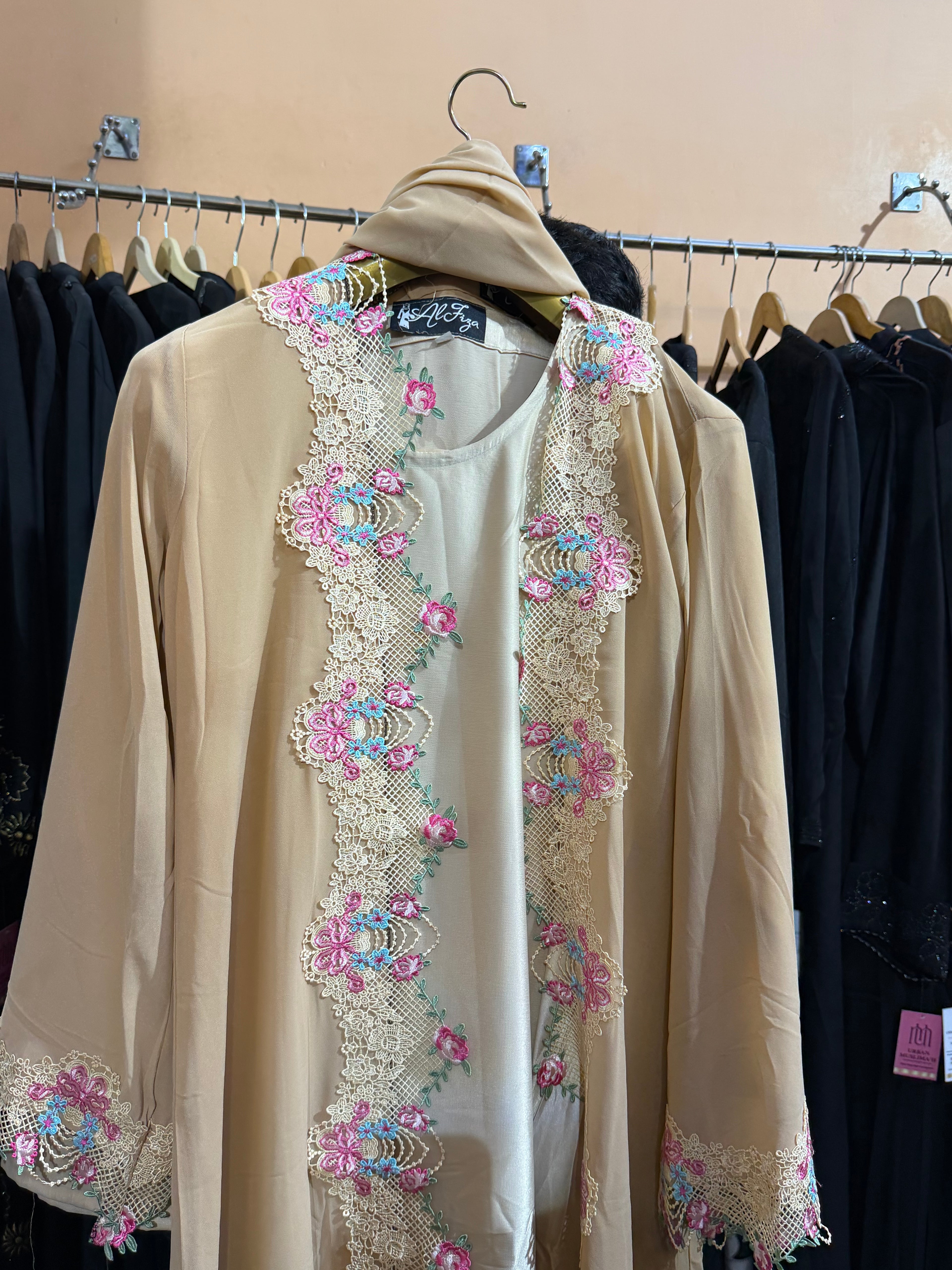 Dubai Lace Shrug Abaya