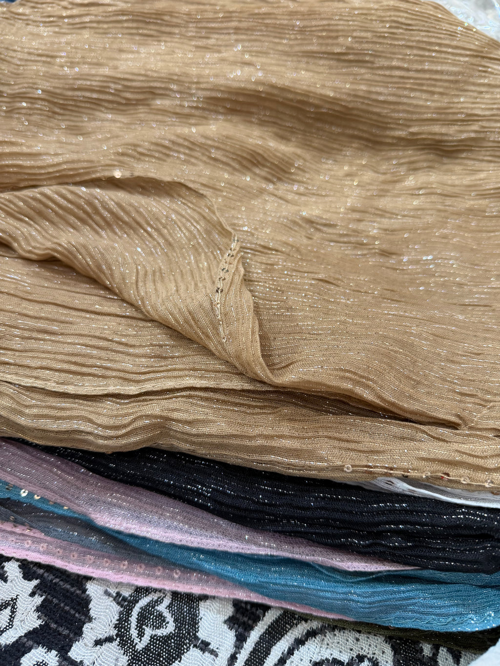 Cotton Crinkle with Golden Lace