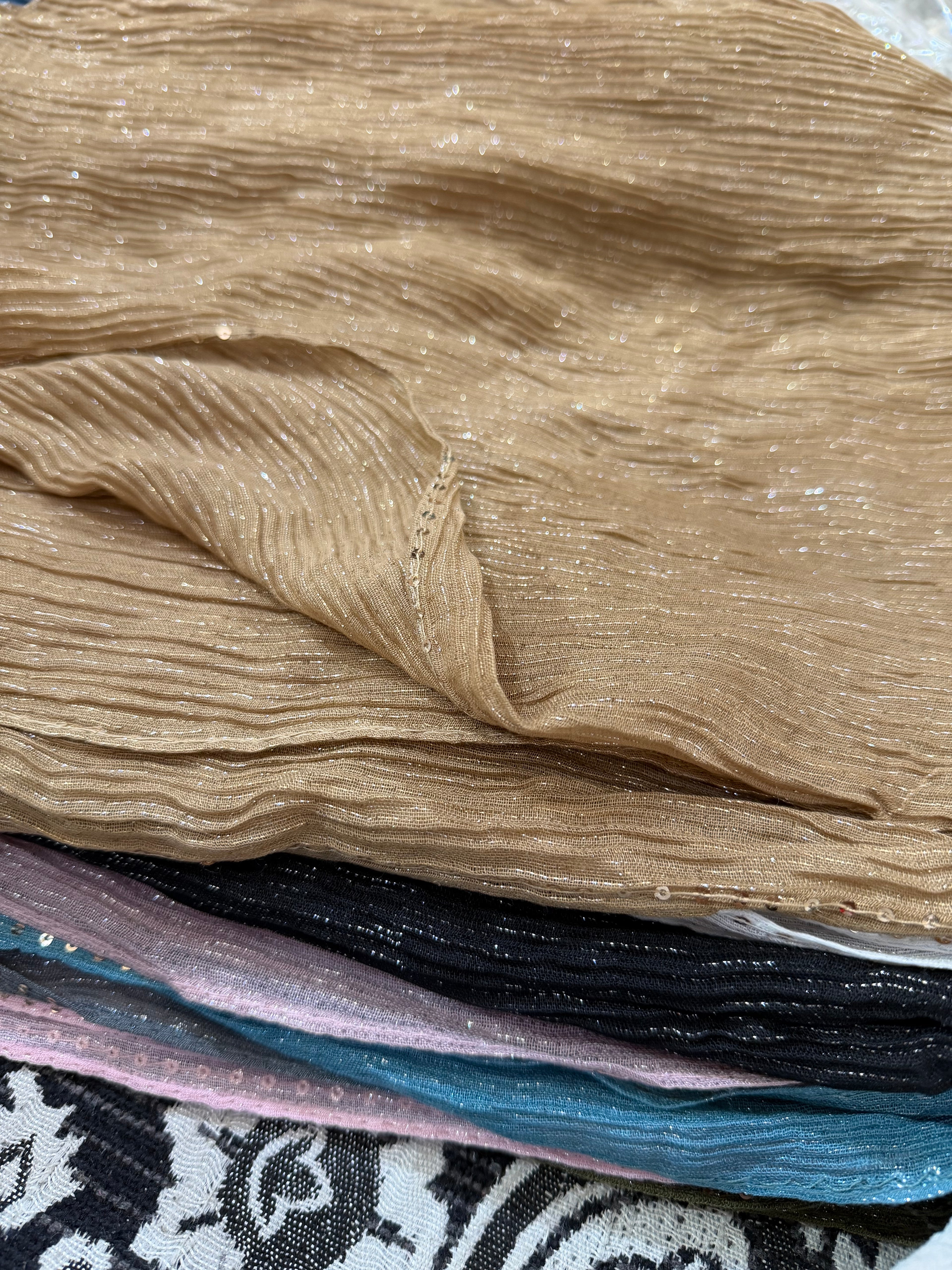 Cotton Crinkle with Golden Lace