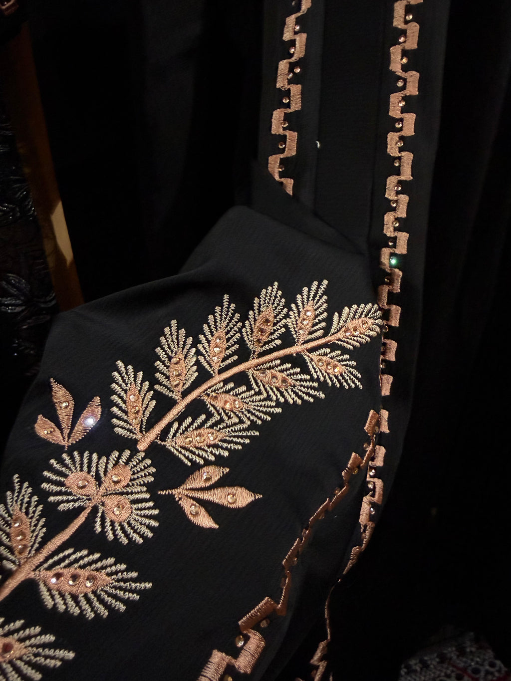 Embroider Dubai Abaya Z Black