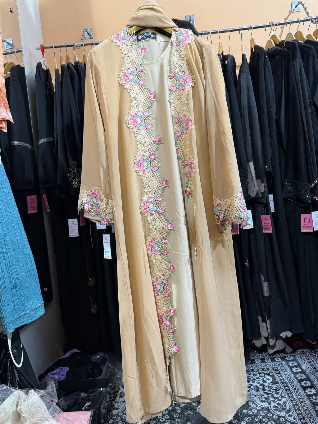 Dubai Lace Shrug Abaya
